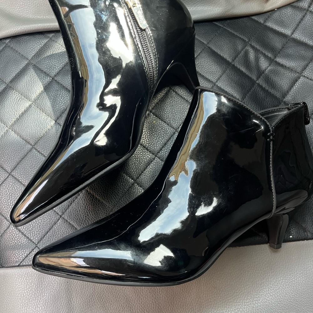 Circus by Sam Edelman Shiny Black Ankle Booties - Picture 12 of 13